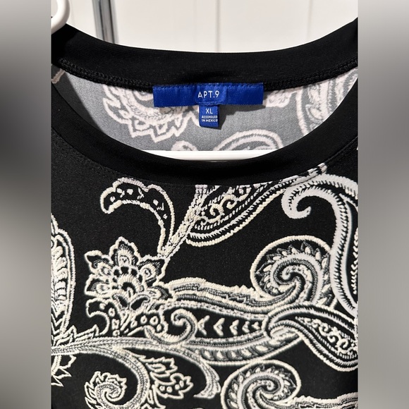 5 Women's Summer Tops and Blouses in XL. Old Navy, art9 (c18) - Picture 9 of 11